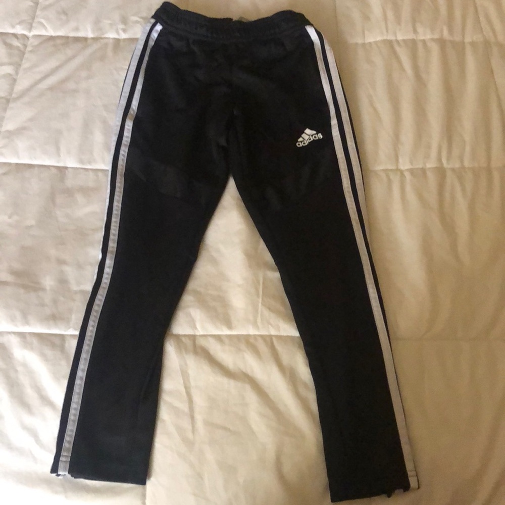 Boys Addidas pants with zippers on bottom . Great condition